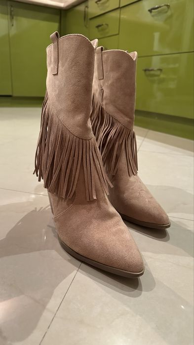 Козаки,ковбойки,черевики жіночі, натуральна замша.