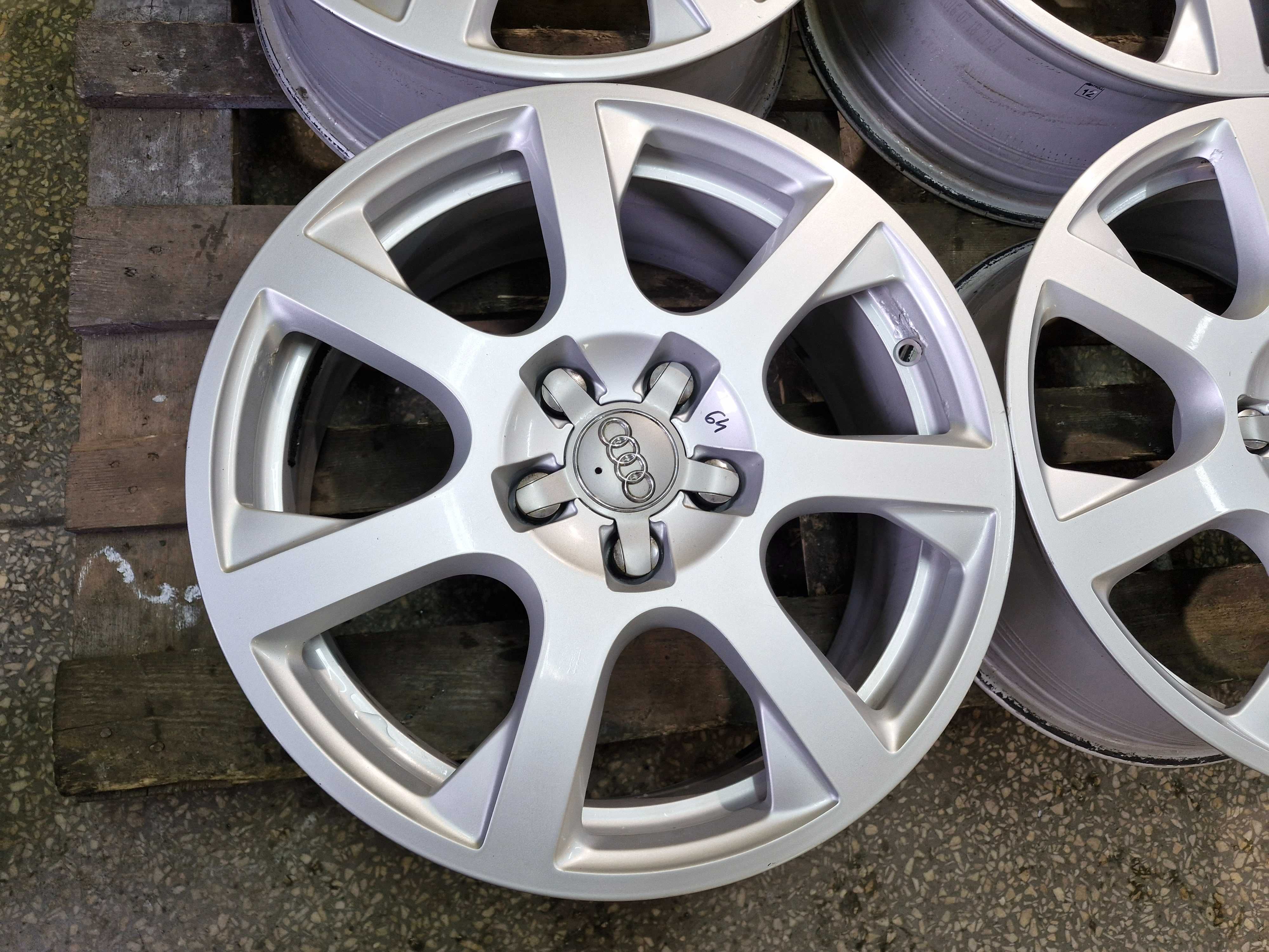 Alufelgi 5x112 17 Audi Q3 Q5 A4 B7 B8 B9 A6 C6 C7 C8 OE 7.0"x17" ET37