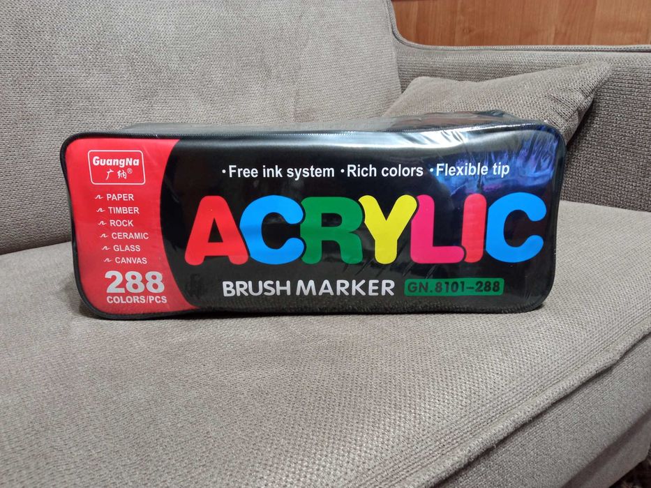 Mazaki akrylowe guangna 288 z piórnikiem n