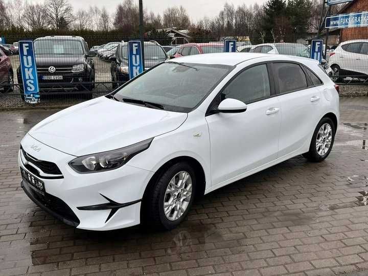 Бампер Kia Ceed III разборка Кіа Сід запчасти б/у