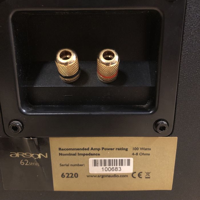 SUPER OKAZJA! Kolumny Argon 6220–świetny dźwięk w eleganckiej formie.