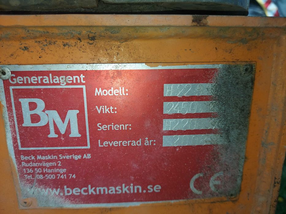 Minikoparka Hanix h22 B 2,5 t