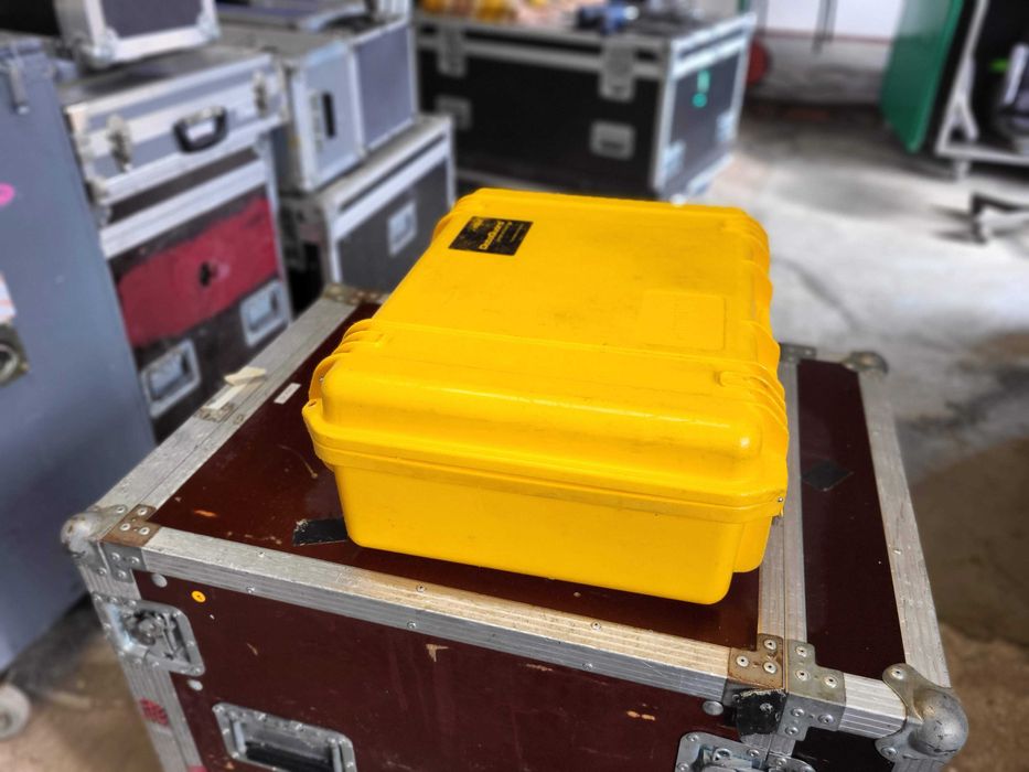 Jak Peli Storm IM2400 45x33x17cm Pelican walizka transportowa, FAKTURA