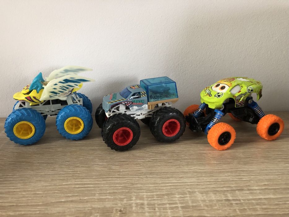 Mini monstertrucki 3 sztuki