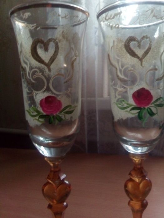 Свадебные бокалы, подушка для колец.