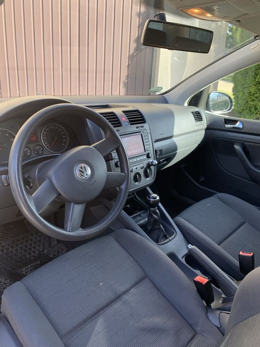 Volkswagen Golf V 1,4 mpi 2005