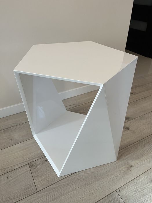 Stolik kawowy biały