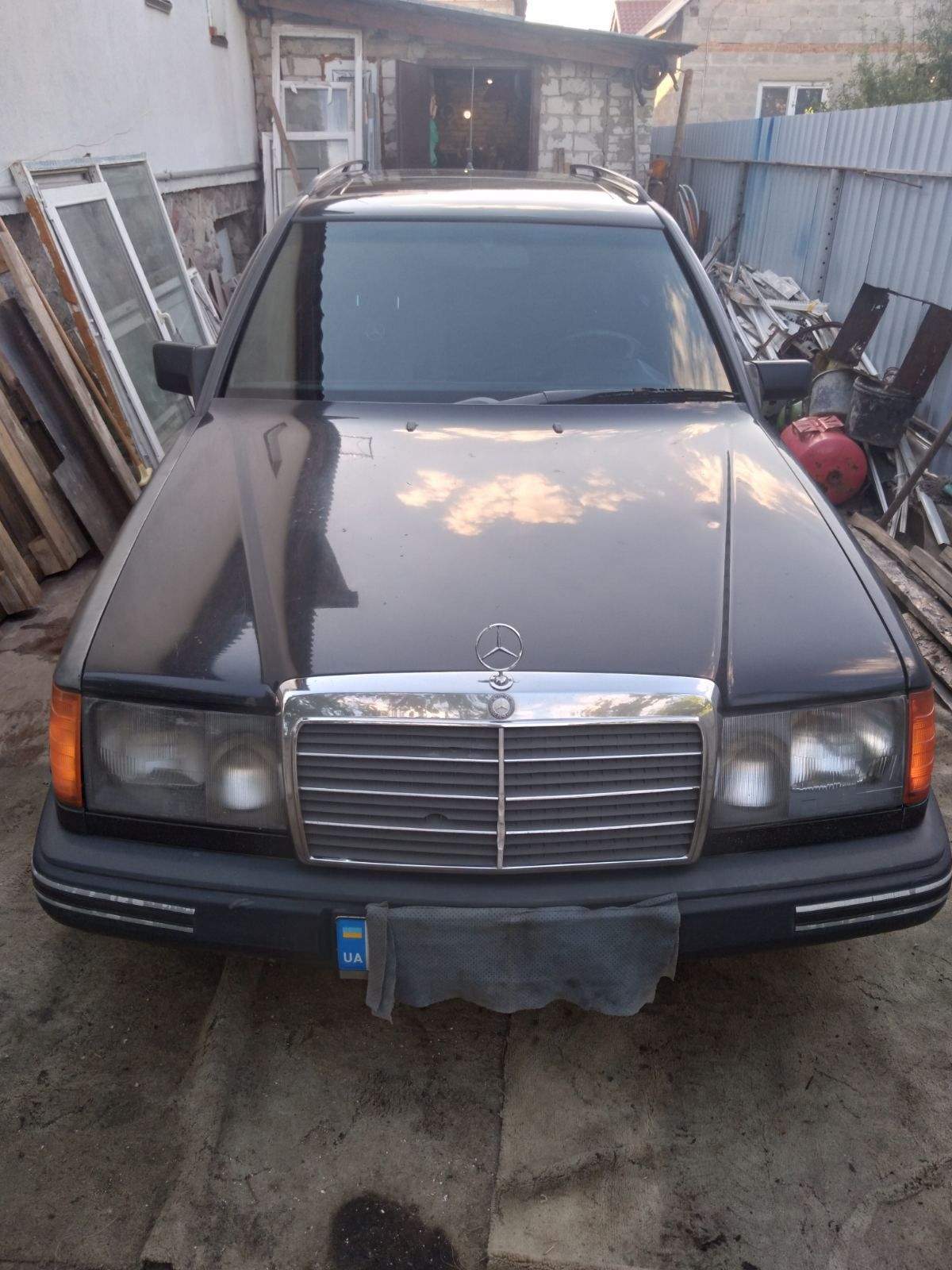 Мерседес W 124 ,300 TE