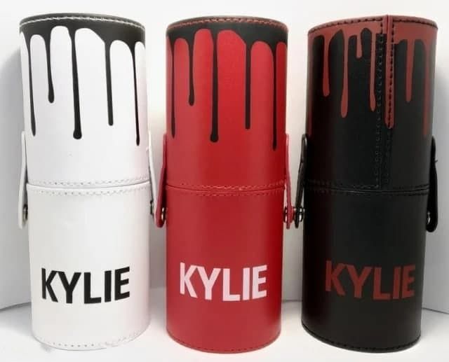 Набір пензлів для макіяжу в тубі Kylie