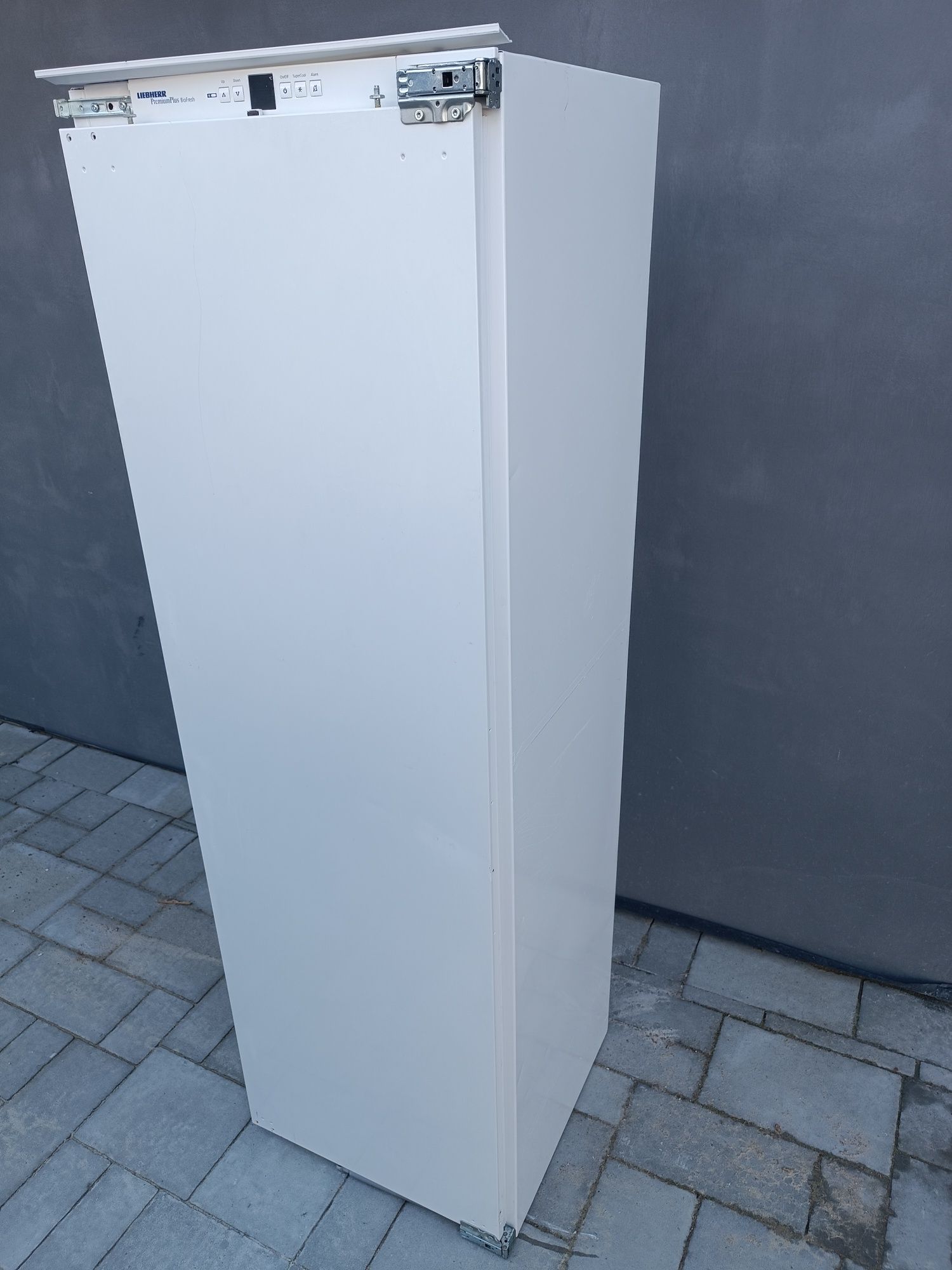 Вбудований холодильник liebherr ikb3660