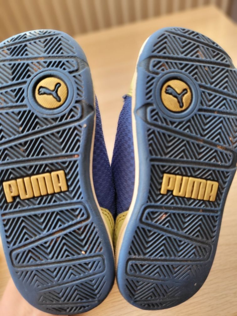 Buty chłopięce Puma rozm 25