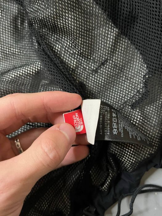 Трекінгова вітровка від The North Face Gore-tex
