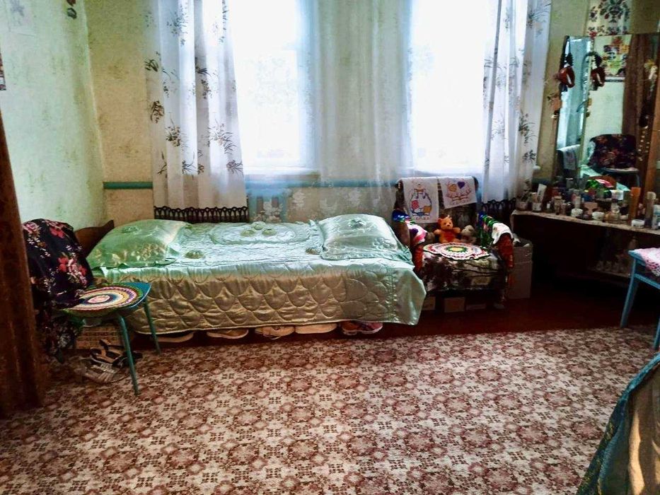 Будинок 70 кв.м на земли 12-ти соток у самому центрі Прибірська.