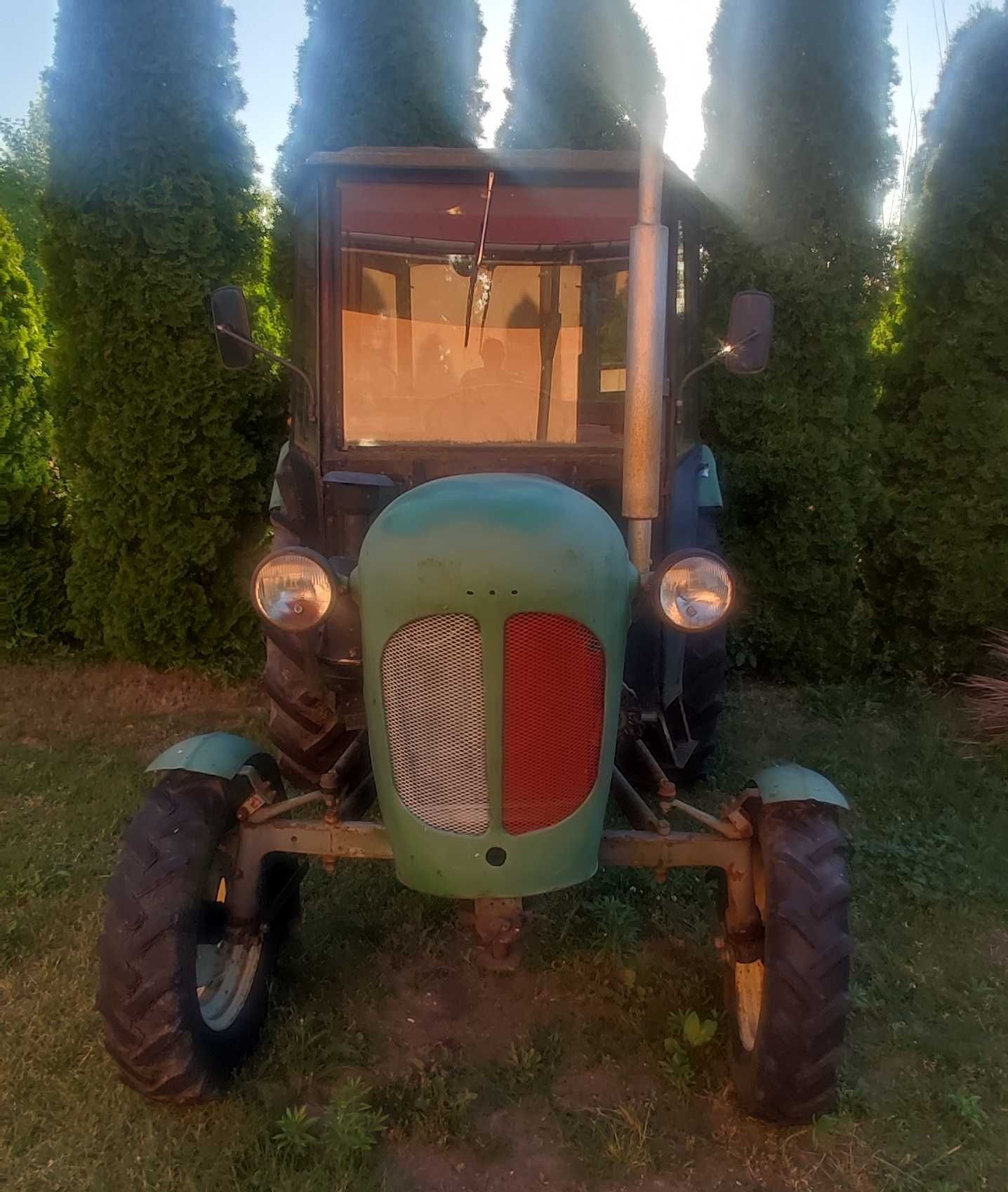 Ciągnik rolniczy Ursus C-330