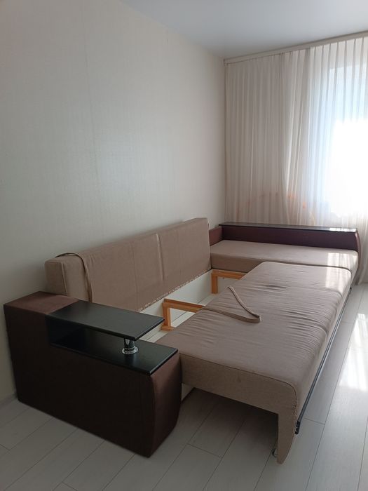 Кутовий диван, великий розмір