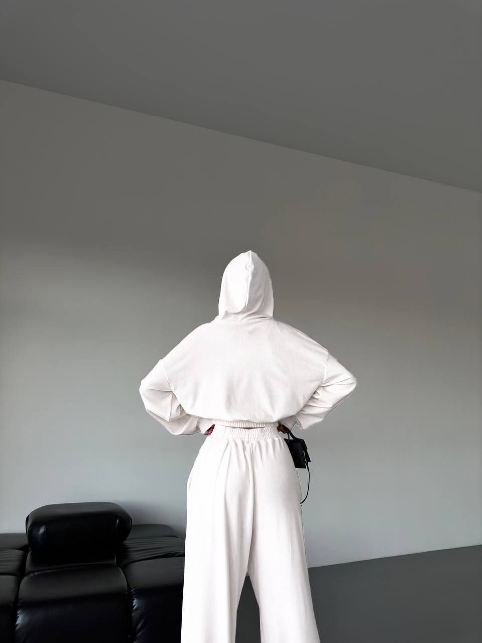 Костюм жіночий велюровий кофта на застібці і широкі штани