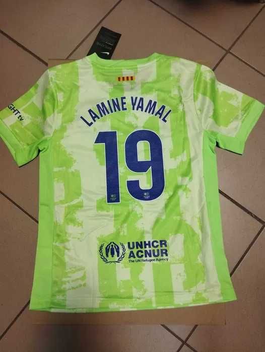 Komplet piłkarski FC Barcelona " Lamine Yamal " r.152