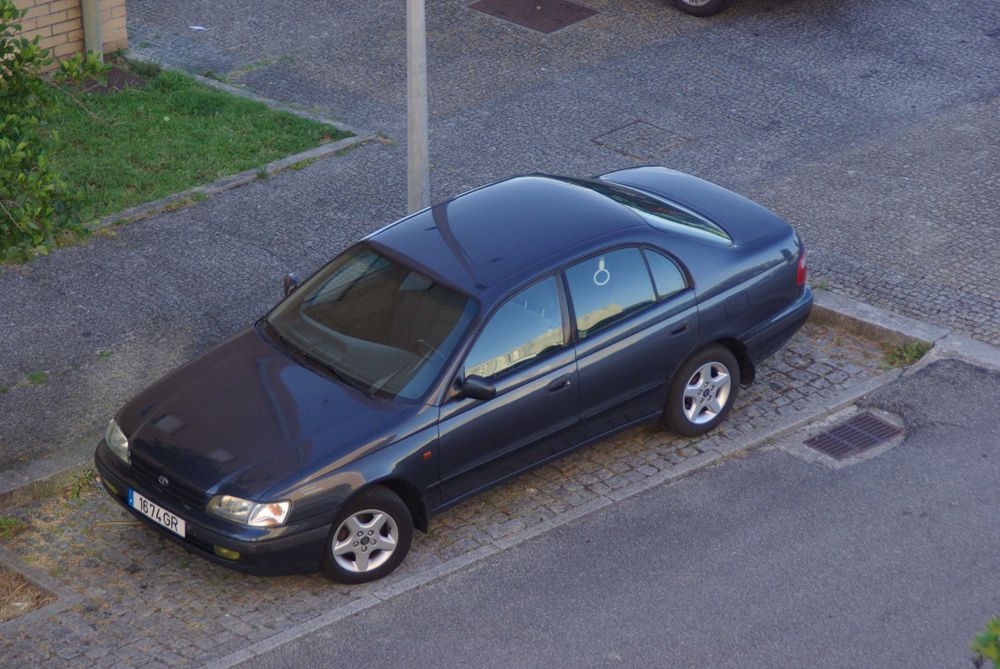 Toyota Carina E Gli 1.6 sedan