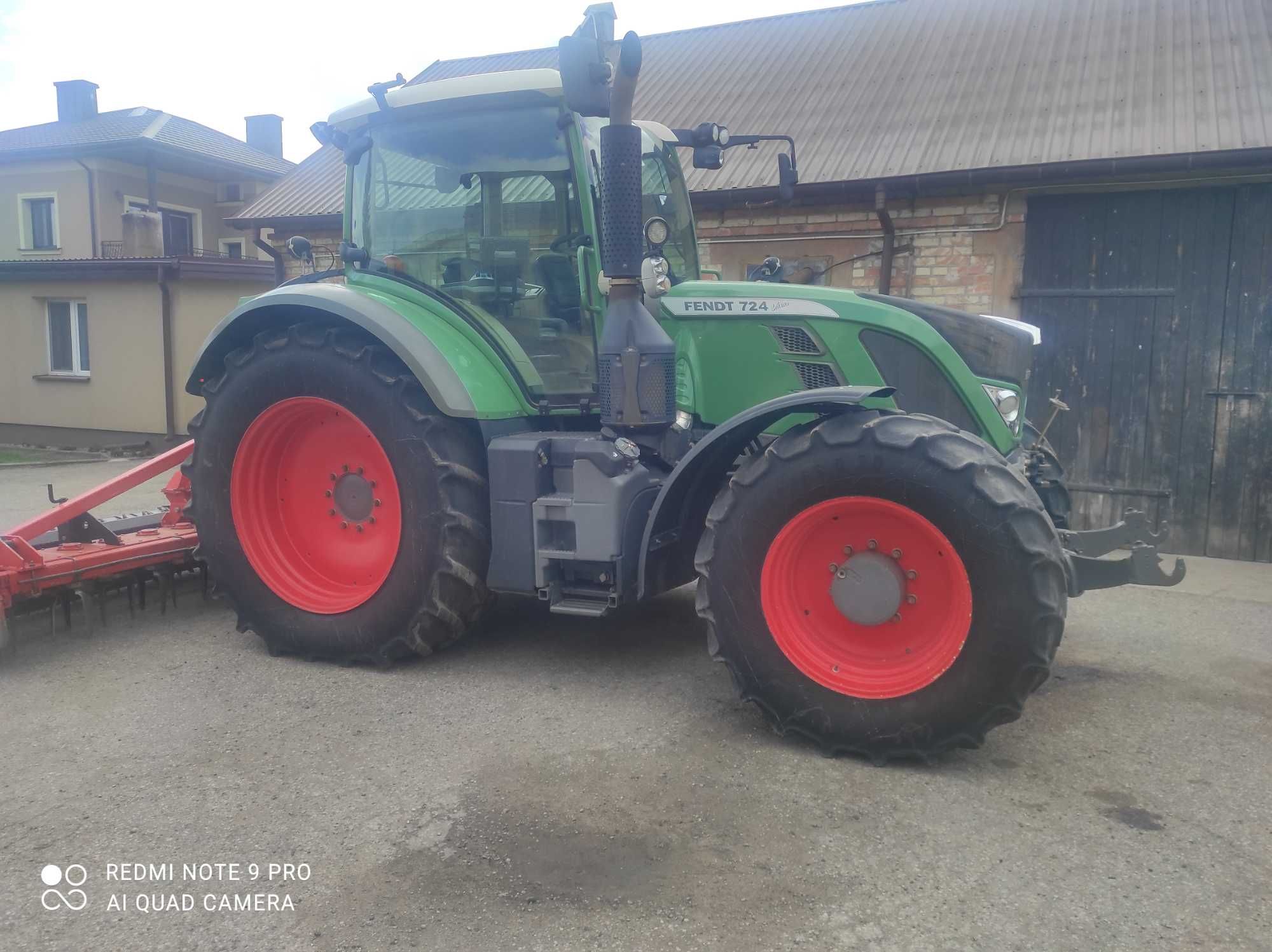 Fendt 724 Vario Profi Plus