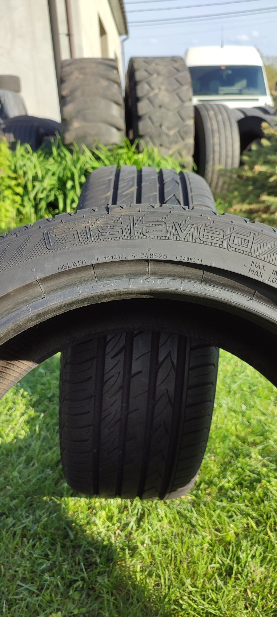 Шини літні 225/45R18 Gislaved 22рік 90%