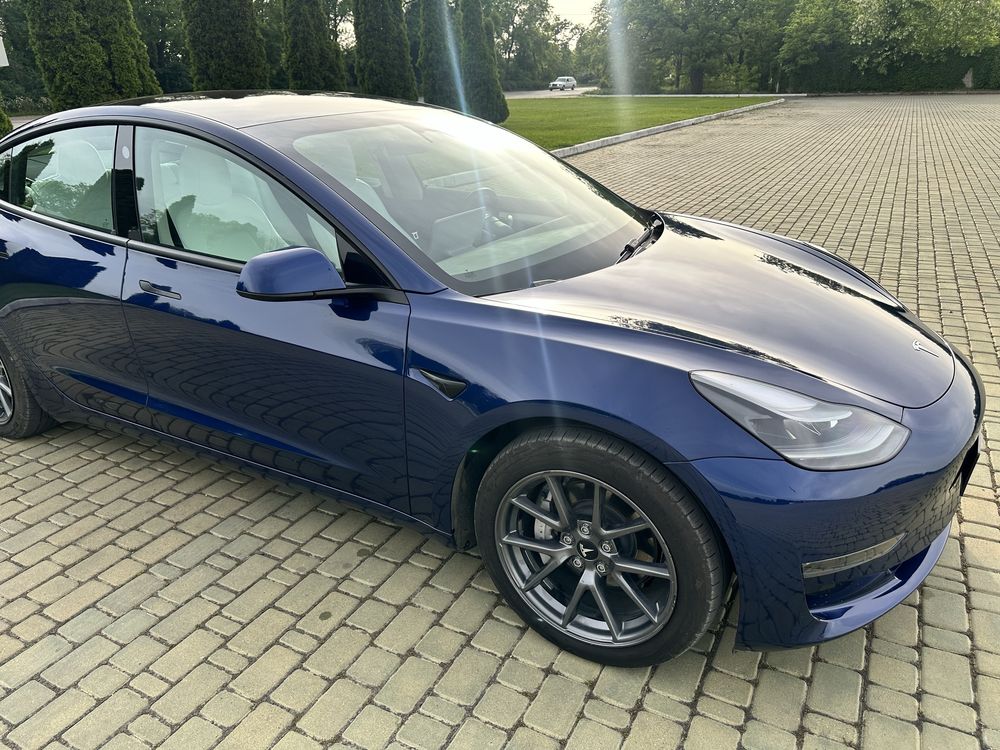Tesla Model 3 Long Range 2023 Dual Motor