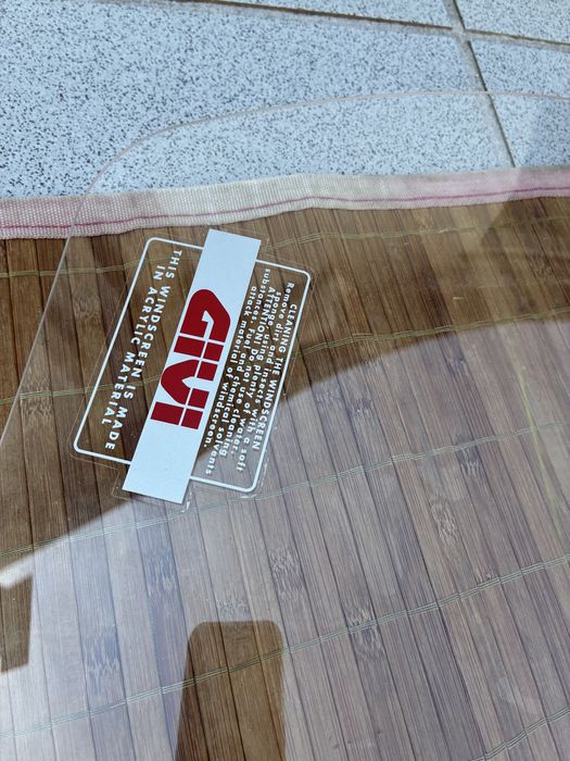 Viseira GIVI para brisas mota universal naked