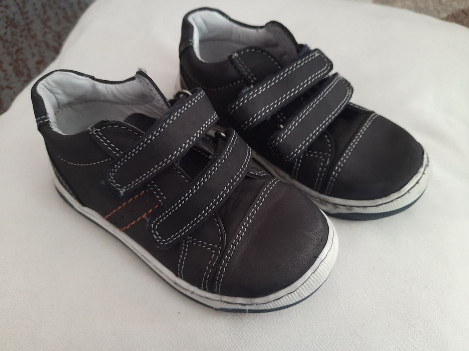 Buty chlopiece lasocki rozm. 23