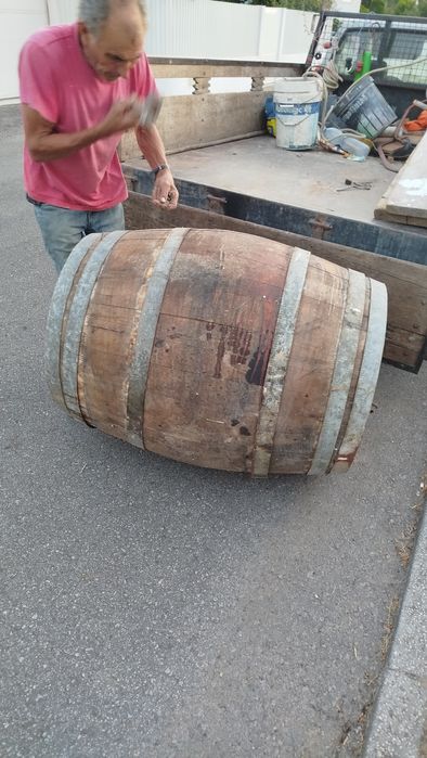 Pipa 500 litros velha para decoração