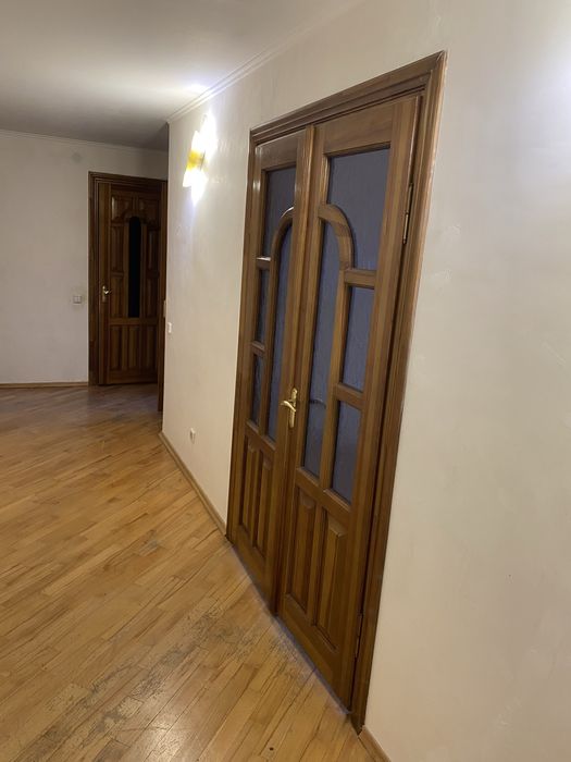 Віддам паркет в нормальному стані