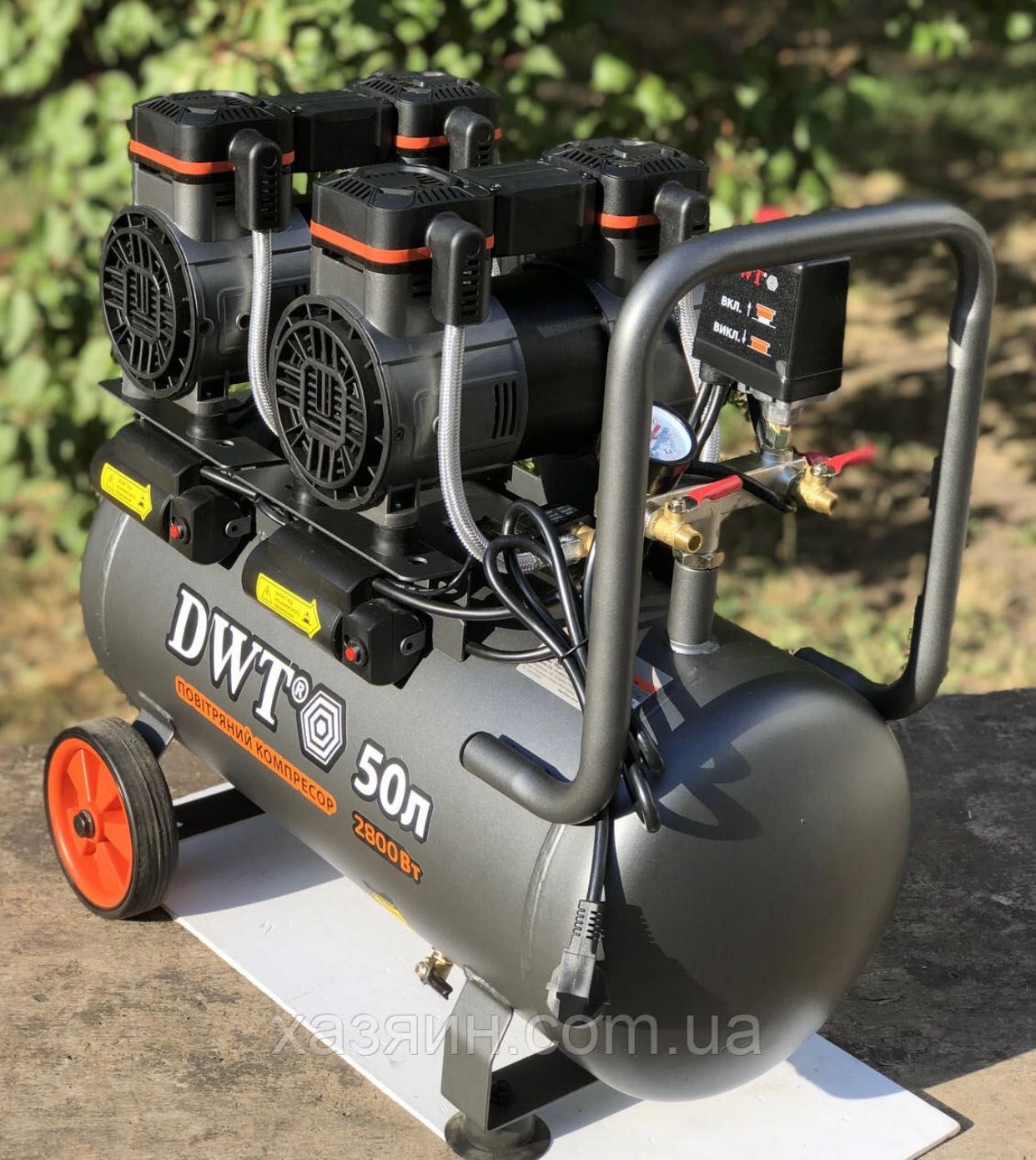 Компрессор 50 л безмасляный DWT K28-50 OA (ресивер 50 литров)