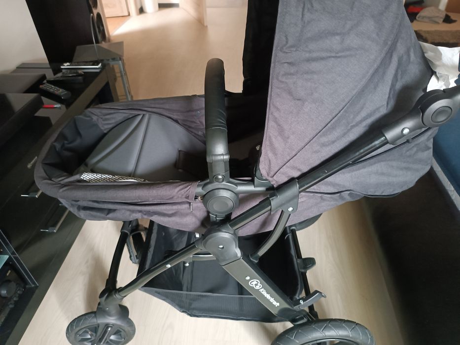Kinderkraft MOOV, wielofunkcyjny wózek dziecięcy 3 w 1