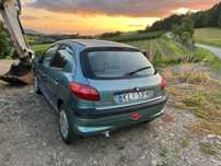 Peugeot 206 XR 1.4L uszkodzony