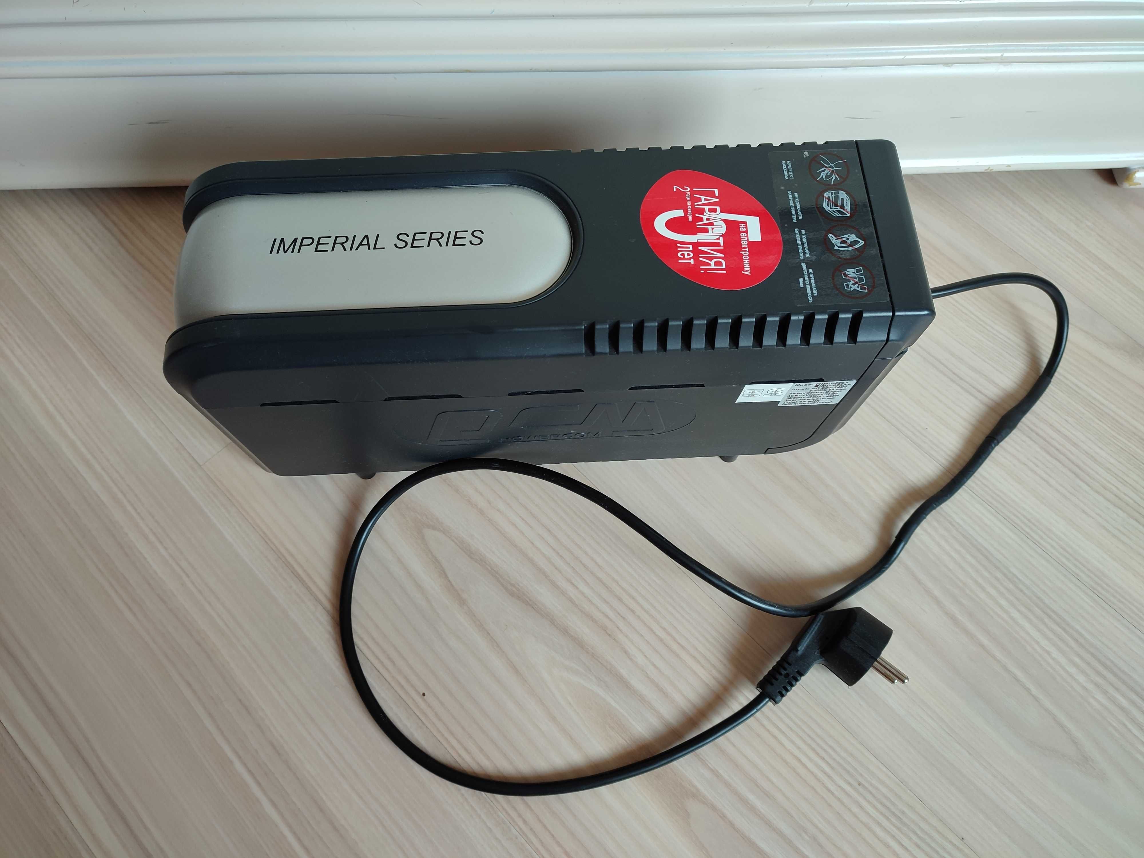 Лінійно-інтерактивний блок живлення Powercom Imperial IMD-825AP