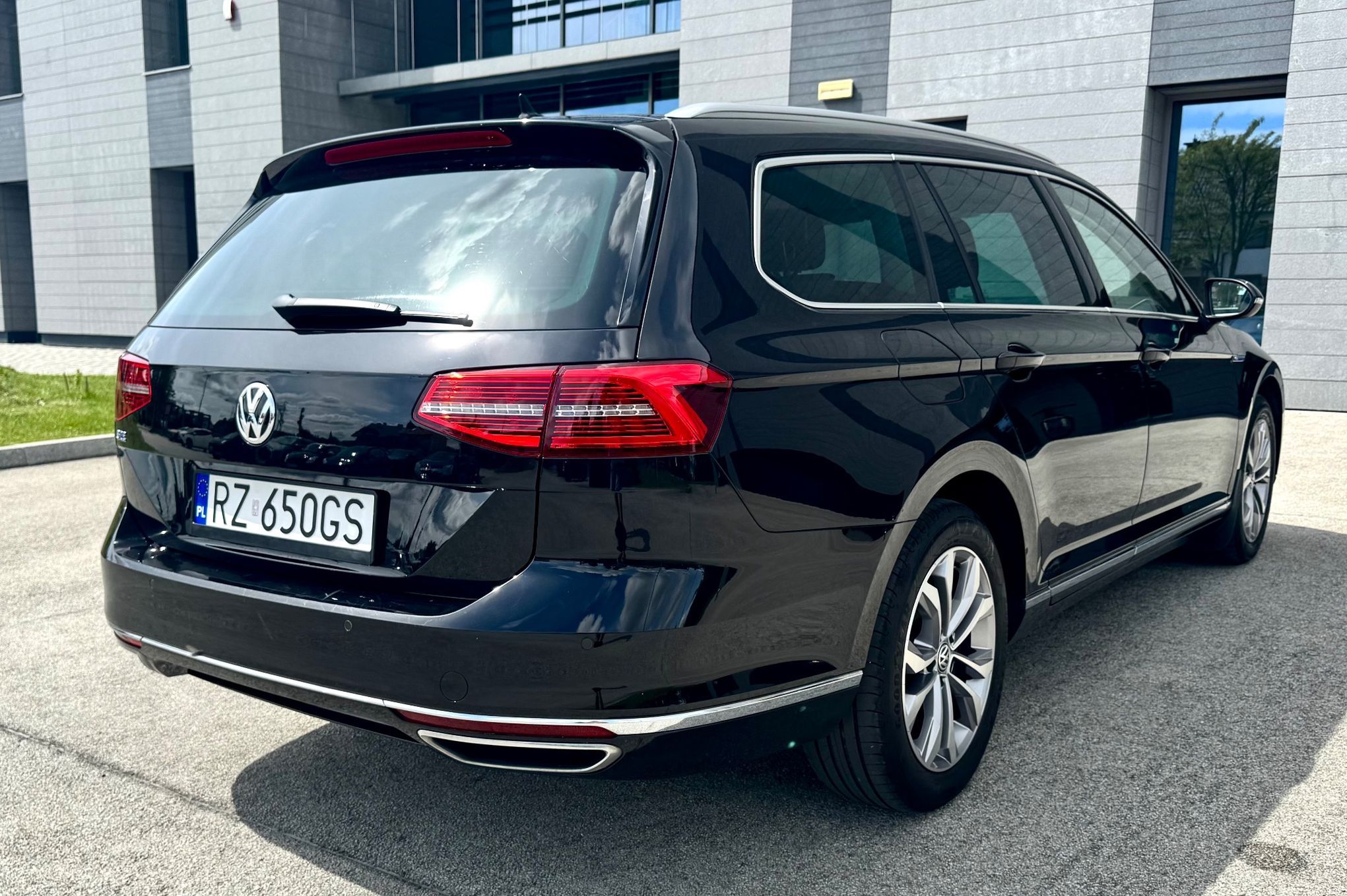 Volkswagen Passat 100% bezwypadkowy 100% serwisowany Piękny egzemplarz