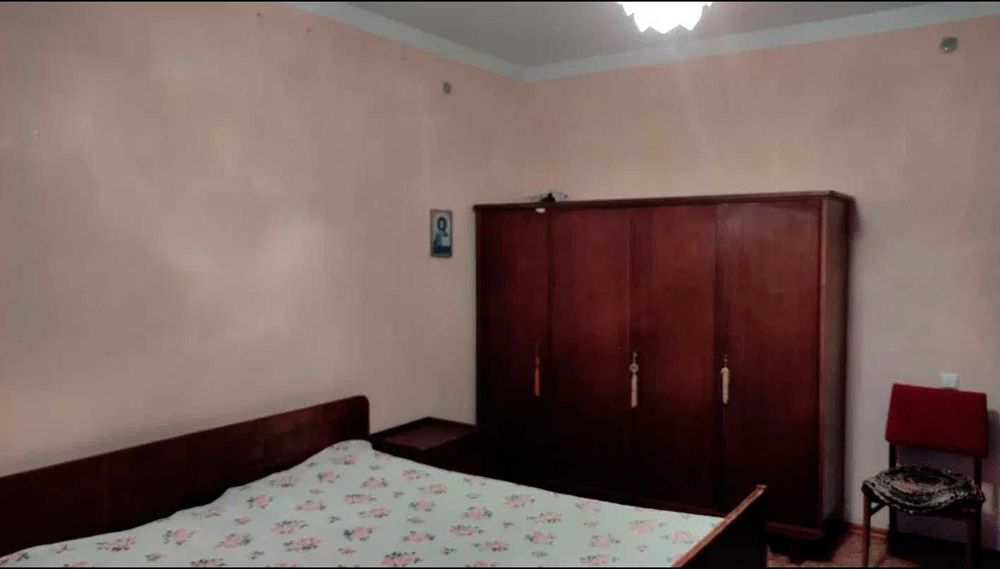 Квартира, однокомнатная 64 кв. м., владелец