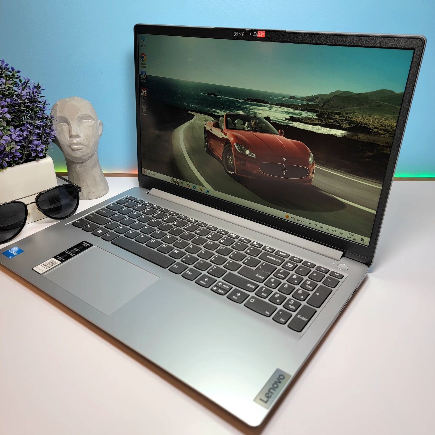 Lenovo IdeaPad 2024 / Core i3-1215U / 8ГБ / SSD 256ГБ /Екран Сенсорний