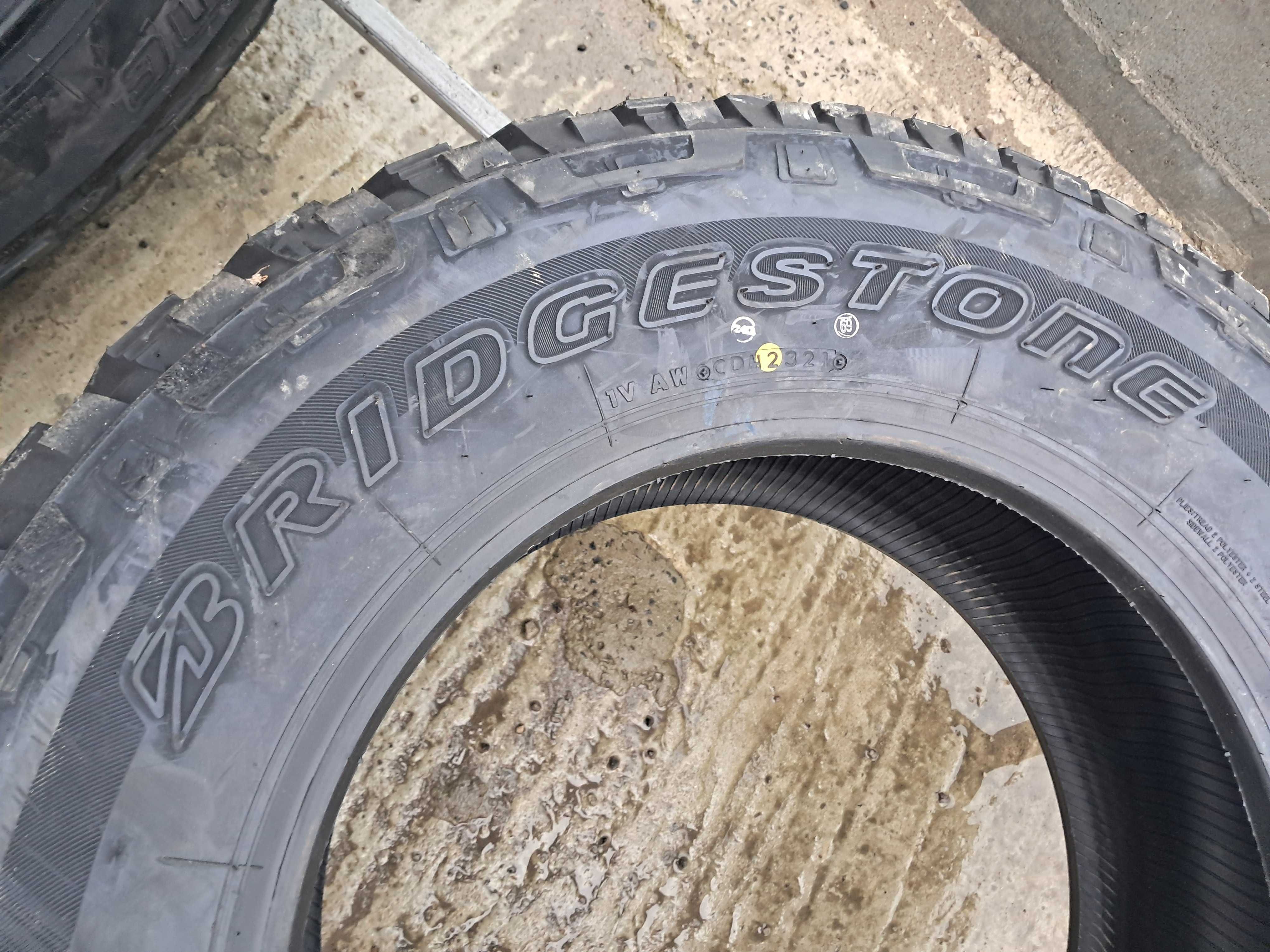 Резина НОВА Bridgestone 245/70 R17 Dueler MT 674