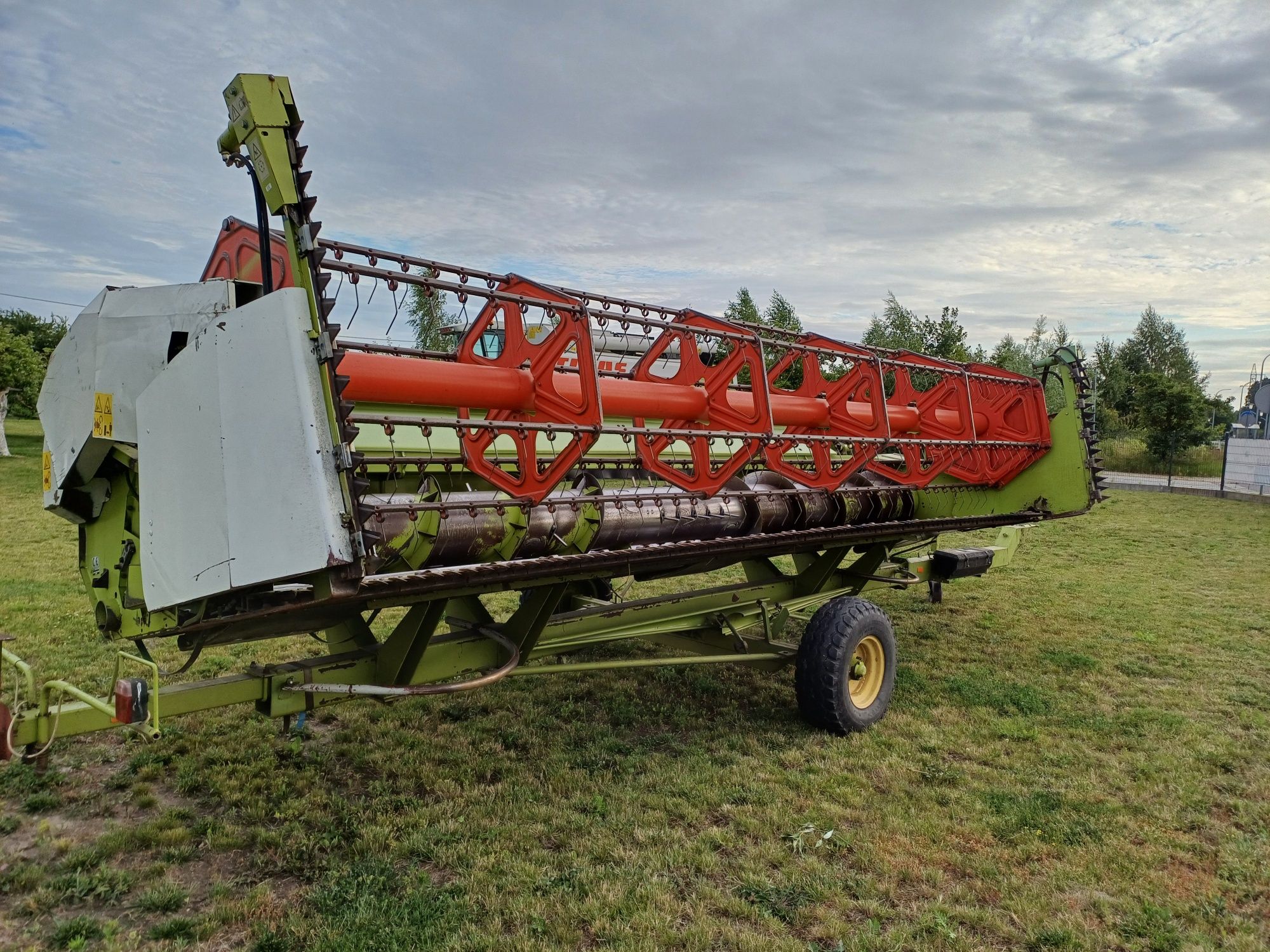Claas Lexion 460 mercedes v6 cebis cena brutto