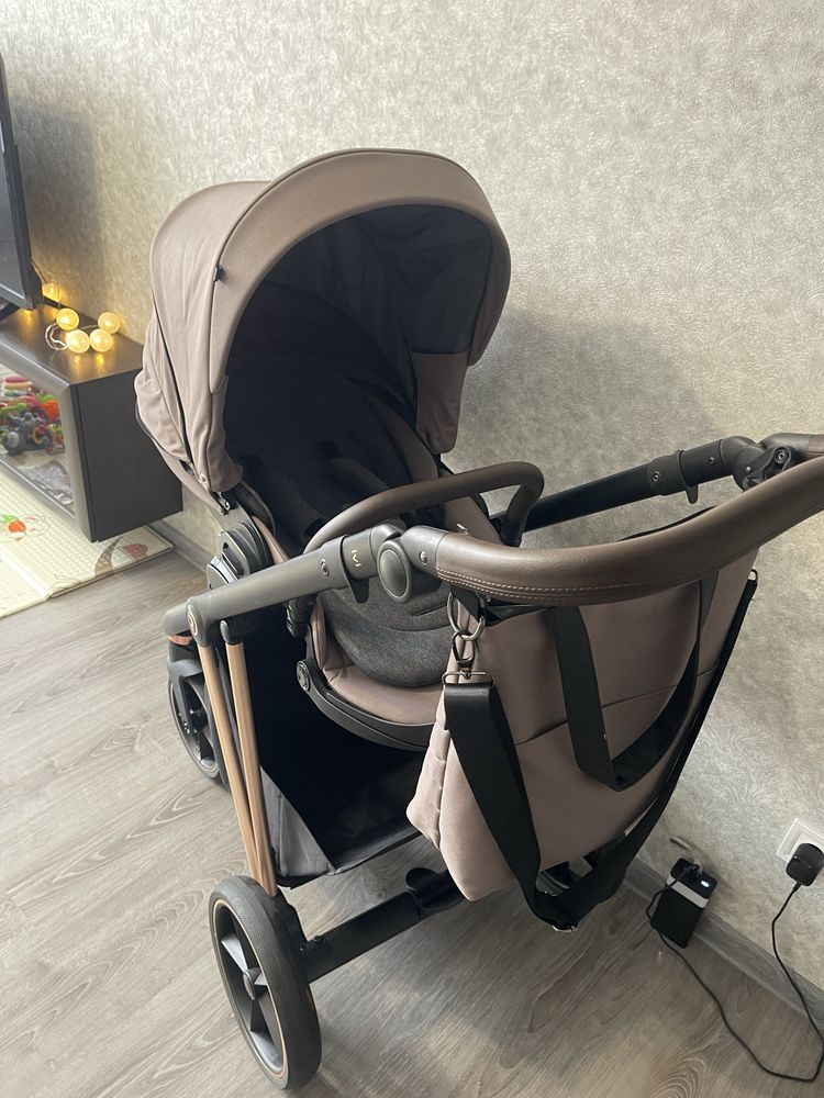 Продам Коляску уневерсальную 2в1 Roan Ivi Cocoa Rose Gold