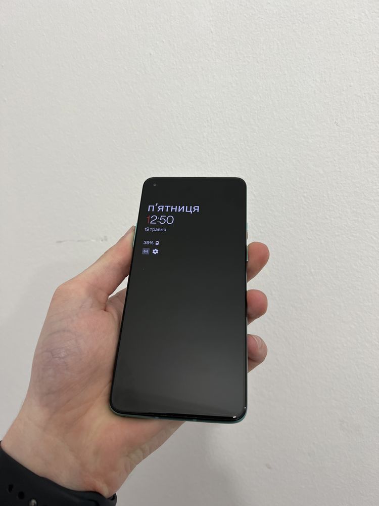 Oneplus 8T 12/256gb Neverlock Хороший стан