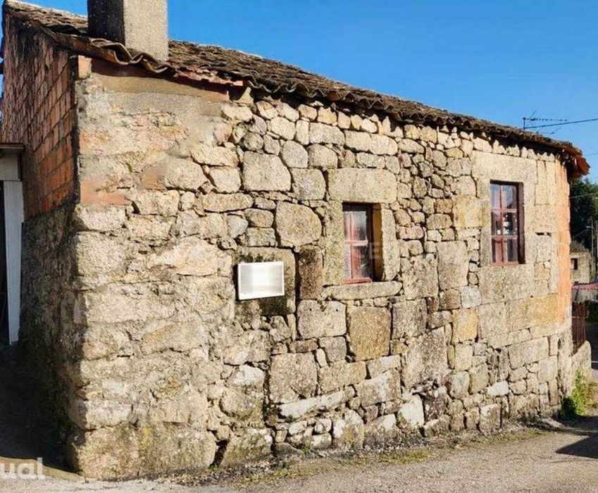 Casa antiga para recuperar