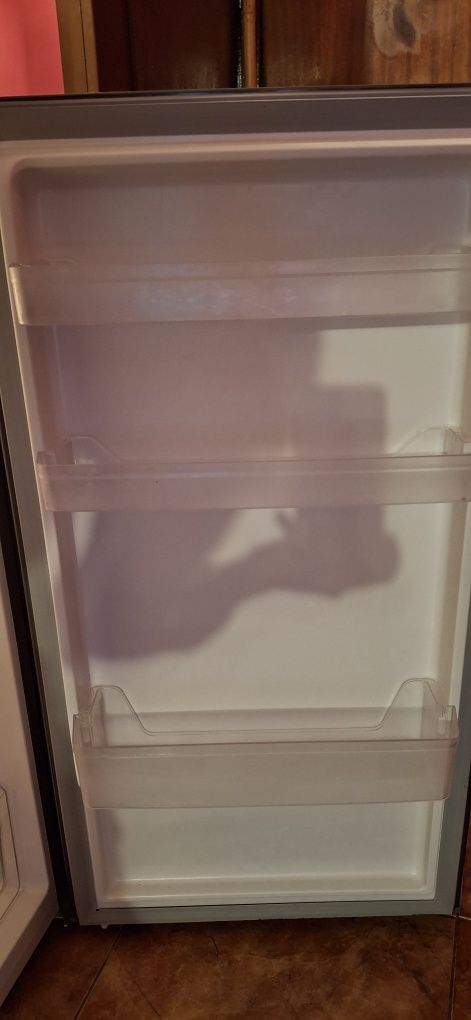 Vende-se Frigorífico completamente novo