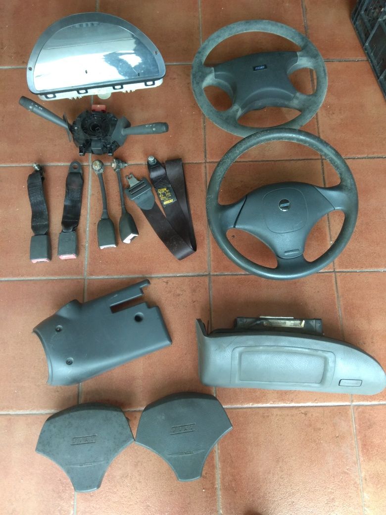 Vendo material Fiat Punto GT