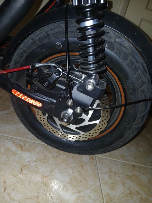 Trotinete I12 como nova