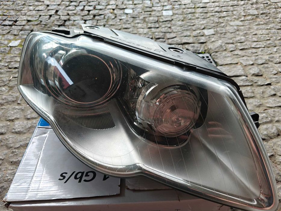 Reflektory, lampy Passat B6 Bixenon