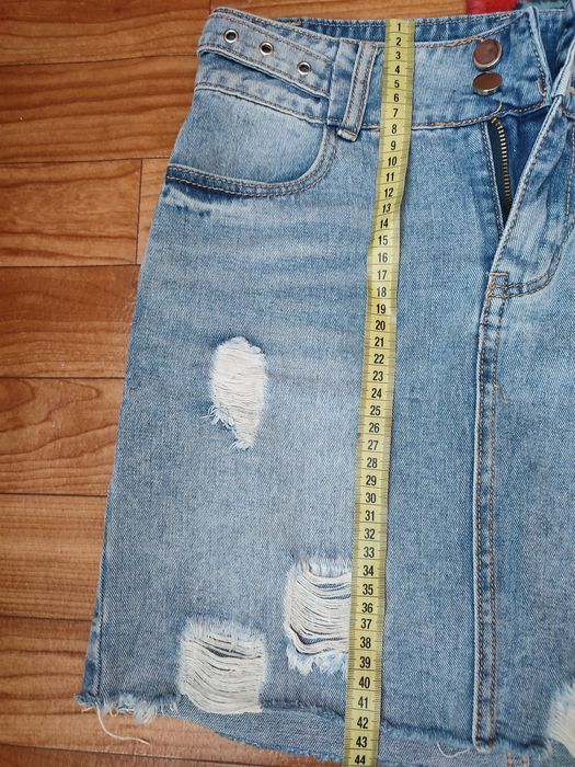 Джинсова спідниця в гарному стані