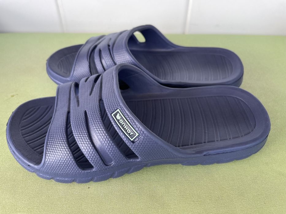 Chinelos piscina n° 32 NOVOS