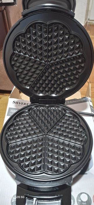 Продам вафельницю Cilver Crest