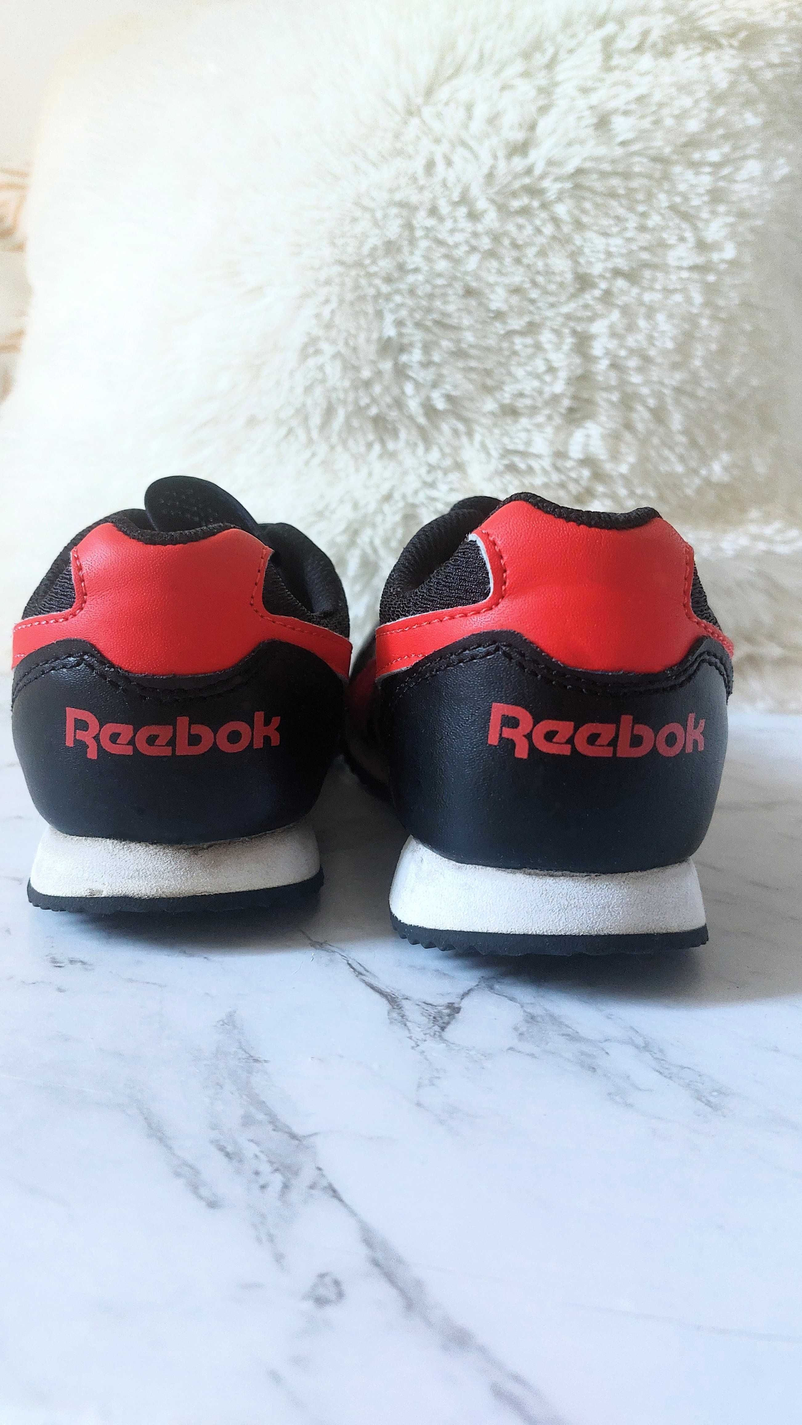 Buty Reebok Royal Cljogger M47229 czarno-czerwone r.35