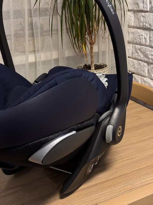 Автокресло автолюлька Cybex Cloud T I-Size с системой Isofix
